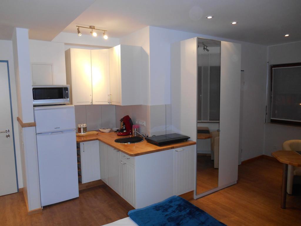 Warum ins Hotel Neckarsulm Exterior foto
