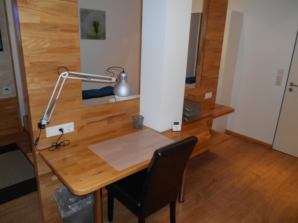 Warum ins Hotel Neckarsulm Exterior foto
