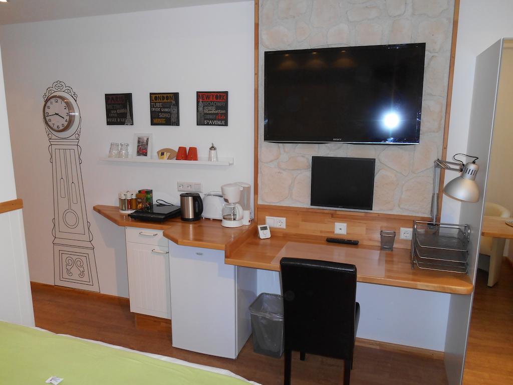 Warum ins Hotel Neckarsulm Exterior foto